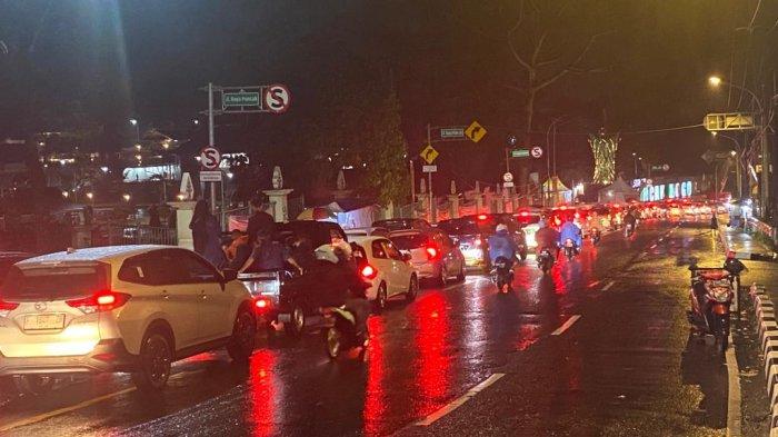 Hujan di Kota Bogor mengguyur hingga malam