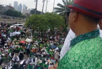 Guru madrasah swasta yang tergabung dalam Perkumpulan Guru Madrasah (PGM) Indonesia saat menggelar aksi damai gerakan 112 di depan gedung DPR RI Senayan Jakarta, Rabu 11 Februari 2026 /DOK. PGM Indonesia Banten/