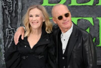 Michael Keaton Sampaikan Penghormatan Emosional Kenang Catherine O’Hara yang Baru Saja Meninggal