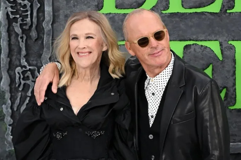 Michael Keaton Sampaikan Penghormatan Emosional Kenang Catherine O’Hara yang Baru Saja Meninggal