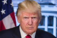 Trump Awasi Negosiasi Iran