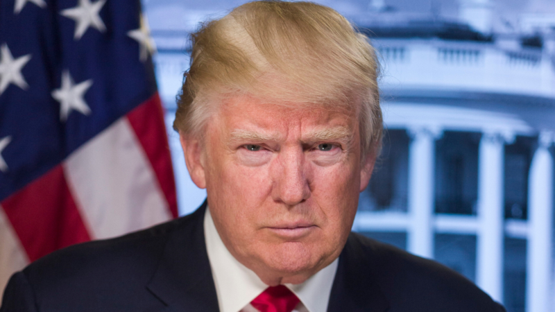 Trump Awasi Negosiasi Iran