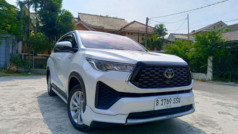 2023 Toyota Kijang Innova Zenix 2.0 V HV Modellista