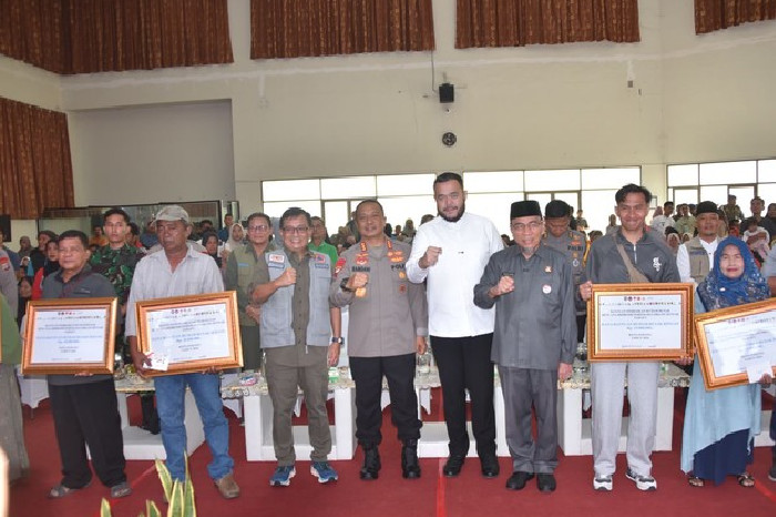 Padang Terima Bantuan Rp4,53 Miliar untuk Rumah Rusak Bencana