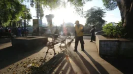 Petugas kebersihan di Kota Bandung