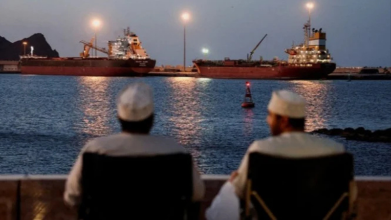 Akses Kapal di Selat Hormuz