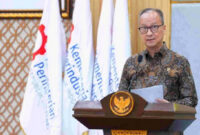 Menteri Perindustrian Agus Gumiwang Kartasasmita