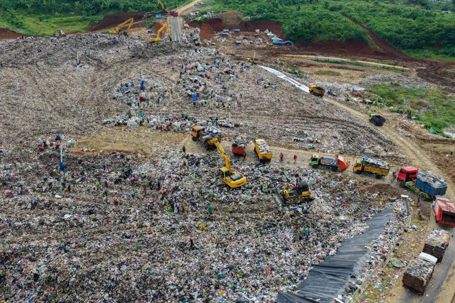 Pengangkutan Sampah ke Sarimukti Kembali Jalan, Bandung Target Pulih Bertahap