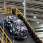 BYD Uji Yangwang U8 Tanjak Tangga Surgawi Versi Simulasi Pabrik