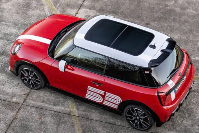 MINI Rilis Cooper JCW 1965 Victory Edition