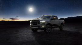 Ram 2500 Lunar Edition Hadir, Tema Blood Moon dan Fitur Mewah