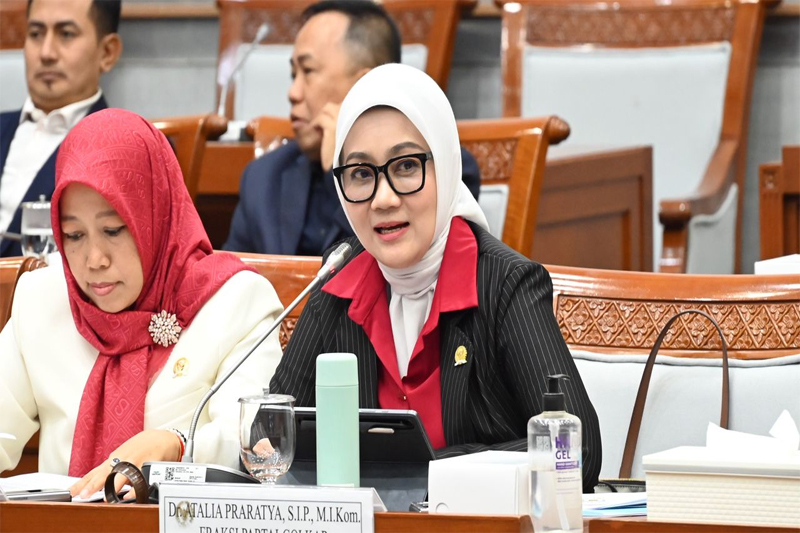 DPR RI dan Pemerintah Perkuat Regulasi Digital Demi Proteksi Generasi Muda