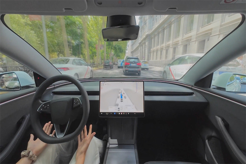 Tesla Percepat Pengembangan Teknologi AI Self Driving yang Semakin Canggih