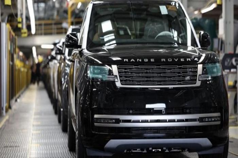 Jaguar Land Rover Recall 170 Ribu SUV Hybrid Akibat Risiko Hilang Tenaga