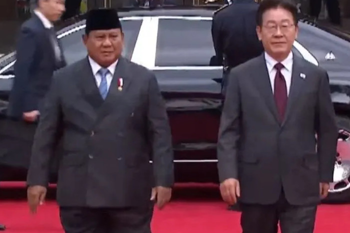 Prabowo Disambut Lee Jae Myung di Blue House dalam Kunjungan Kenegaraan